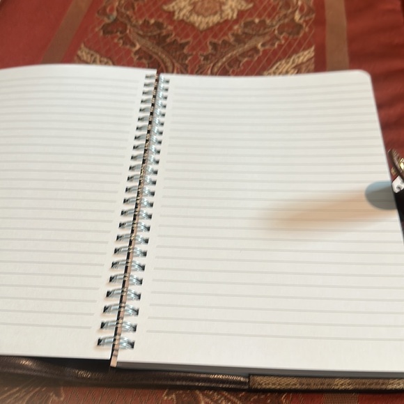 NWT signature Coach notebook.***HOST PICK*** - Picture 3 of 9